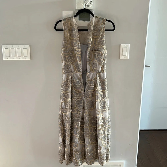 BHLDN x  Hitherto Anthropologie Eleanor Metallic Gold Silver Floral Dress - Picture 7 of 9